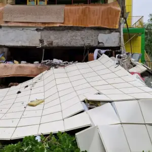 Russia’s Far East Suffers Some Damage From Earthquake and Tsunami