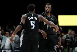 Reid anota triple decisivo, McDaniels suma 27 puntos y Timberwolves superan a Clippers